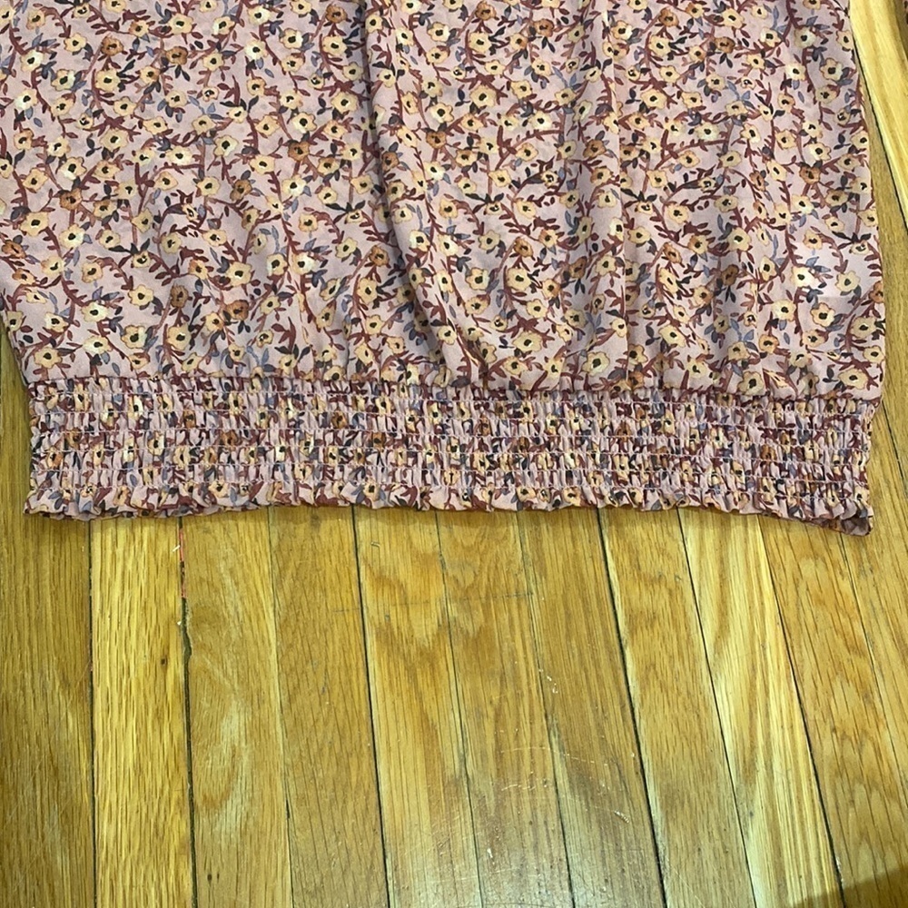 Floral Sheer 3/4 Sleeve Top - Picture 3 of 11